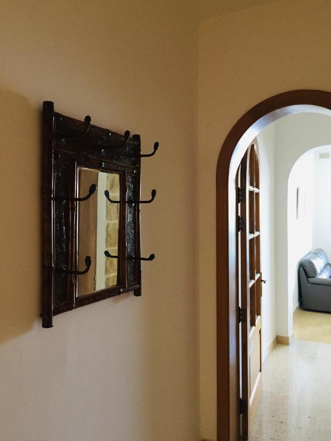 Beautiful Seaview Apartments Сейнт Полс Бей Екстериор снимка